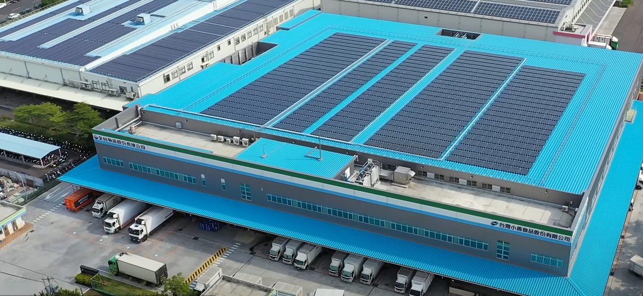 【全家便利商店物流中心】一站式服務(wù) 建置高可靠度屋頂型太陽(yáng)能系統(tǒng)