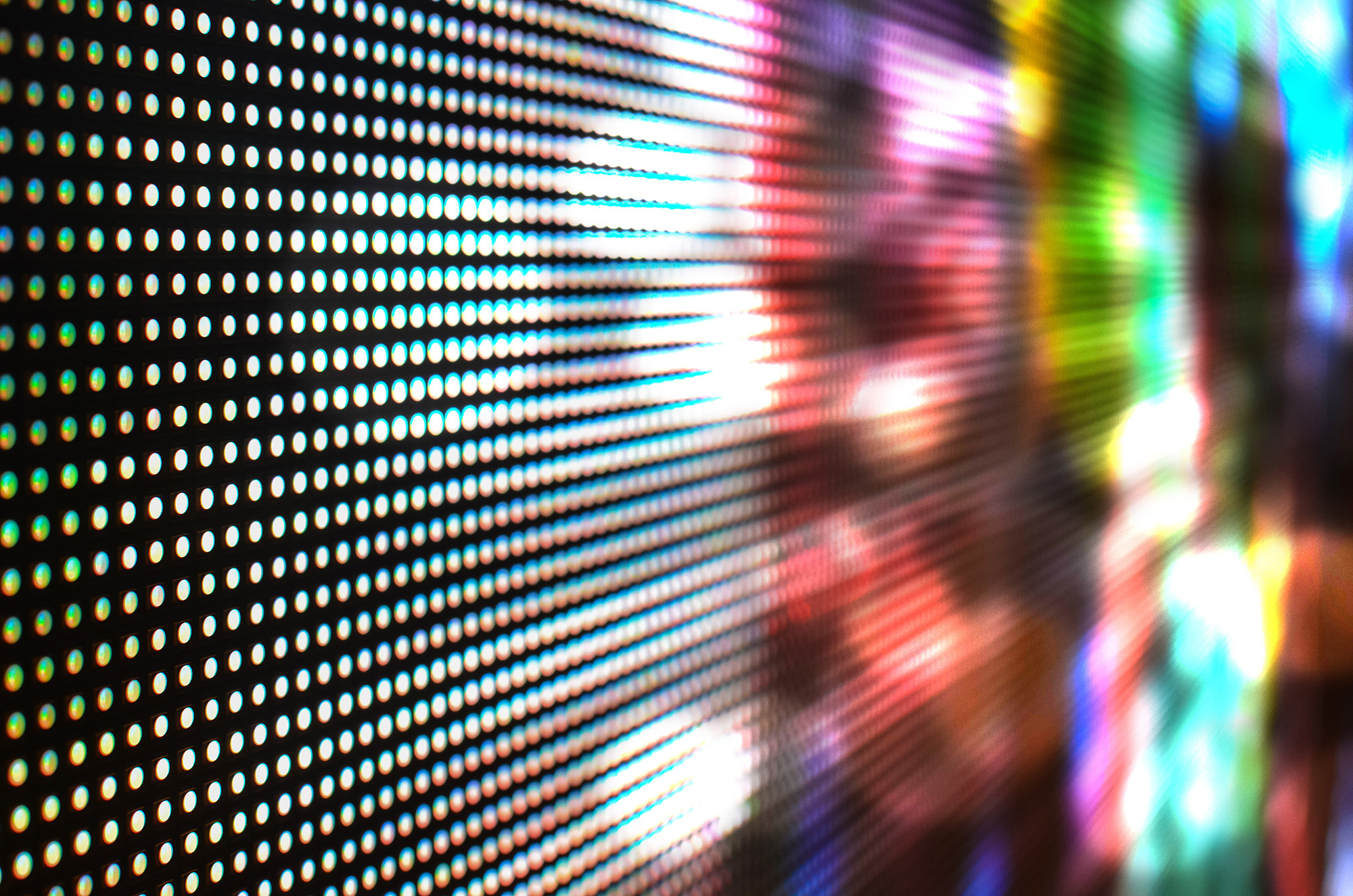 超高亮度 、超長壽命